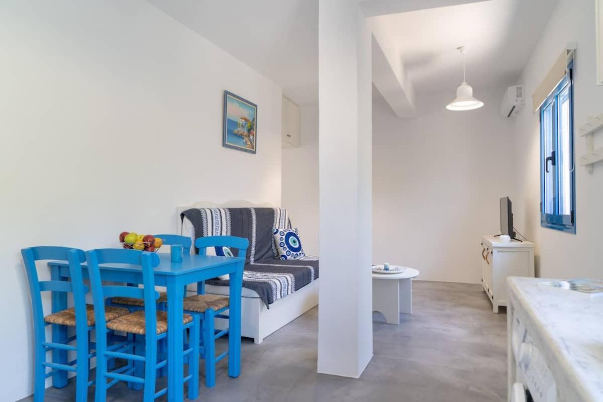 Blue Moon Apartments Makrýgialos Exteriér fotografie