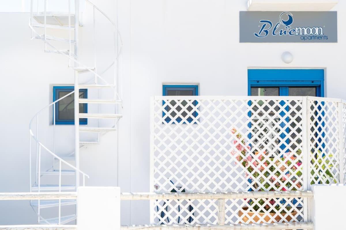 Blue Moon Apartments Makrýgialos Exteriér fotografie